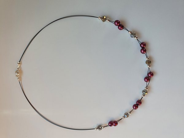 Halskette bordeaux-rot und Silberfarben mit Glitzersteinen